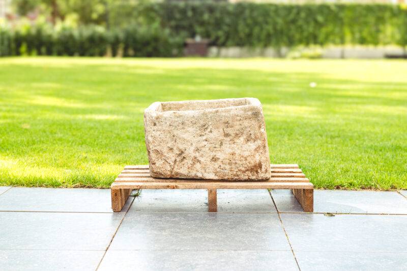 Natuurstenen licht beige trog - Rechthoek (30x48x40) - Afbeelding 3