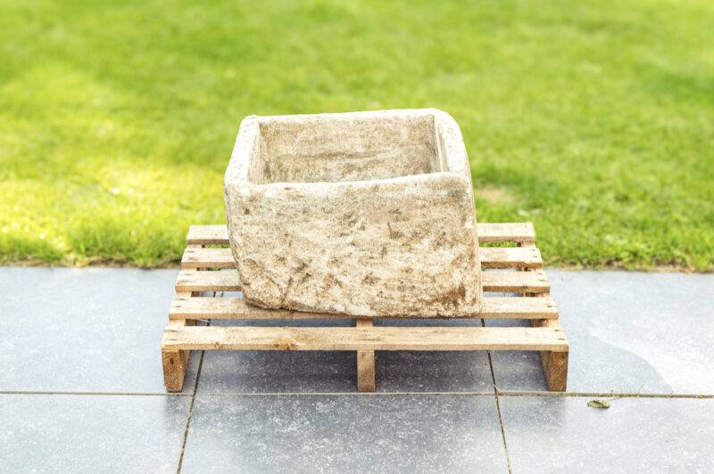 Natuurstenen licht beige trog - Rechthoek (30x48x40) - Afbeelding 2