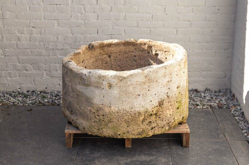 Jumbo natuurstenen pot beige rond (47x85) - Afbeelding 2